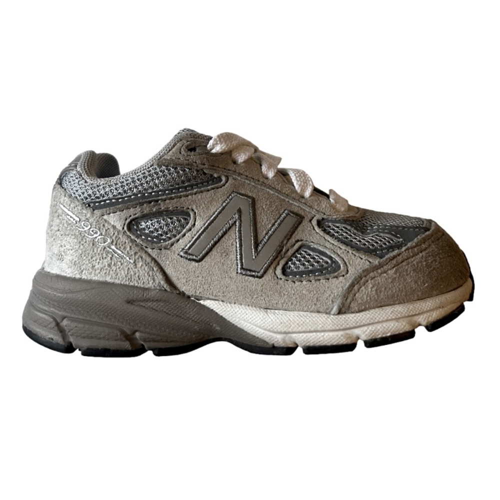 New Balance 990